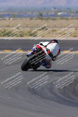 media/Oct-08-2022-SoCal Trackdays (Sat) [[1fc3beec89]]/Turn 11 Backside (1145am)/